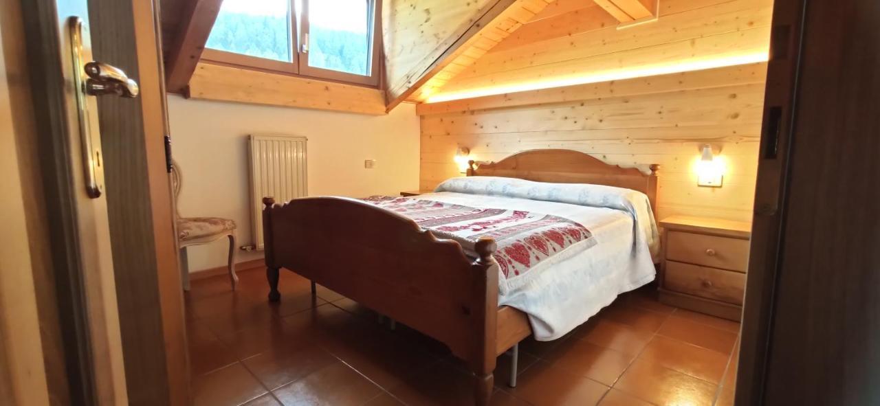 Mansarda a Carciato, trilocale in montagna Apartment Dimaro Exterior foto