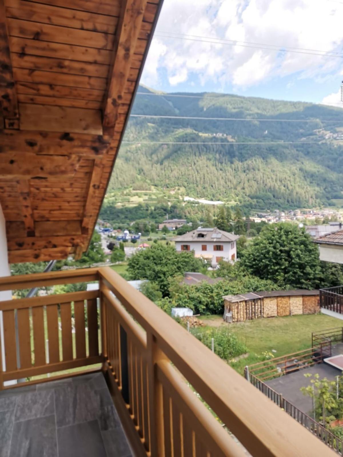 Mansarda a Carciato, trilocale in montagna Apartment Dimaro Exterior foto