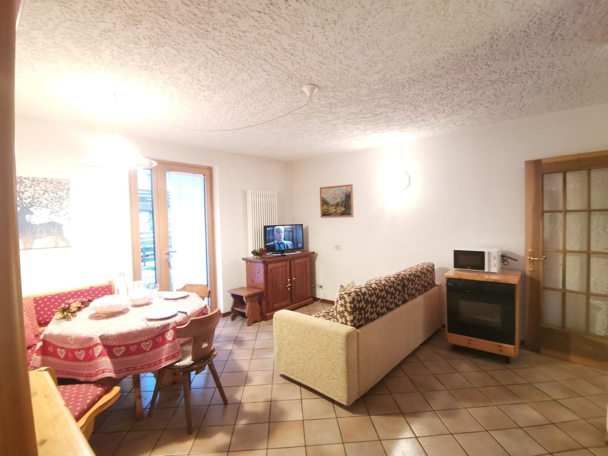 Mansarda a Carciato, trilocale in montagna Apartment Dimaro Exterior foto